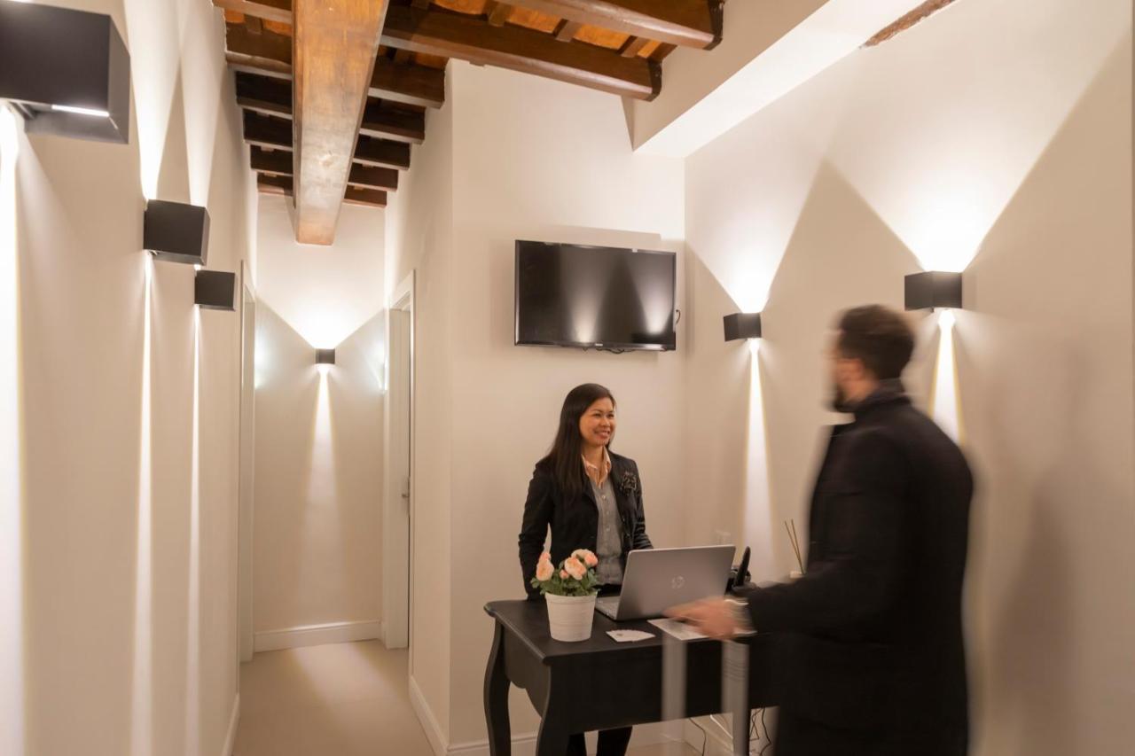 Campo De' Fiori 34 Hotel Rome Exterior photo